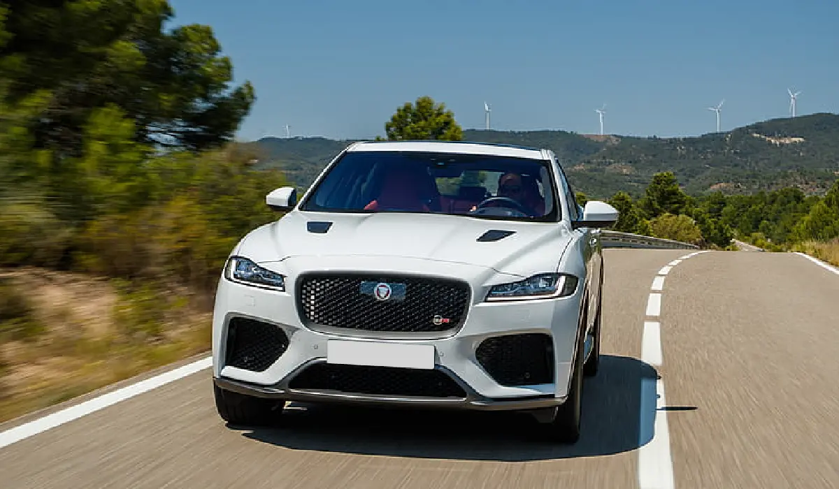 Jaguar - F-Pace R-Dynamic S P250 - Luxury Car Rentals - Preowned Luxury Car - Exclusive Concierge Club.webp
